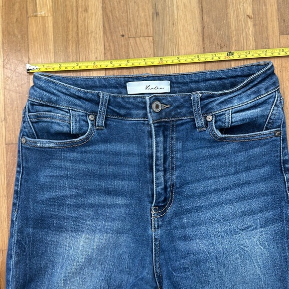 KanCan | Women’s blue jeans with distressed hem at ankles - Picture 8 of 16
